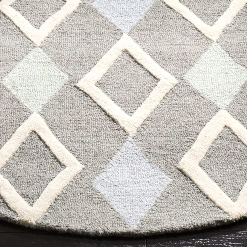 Tapis gris en laine touffeté à la main à motif géométrique Krystyna, Rond 5 pi