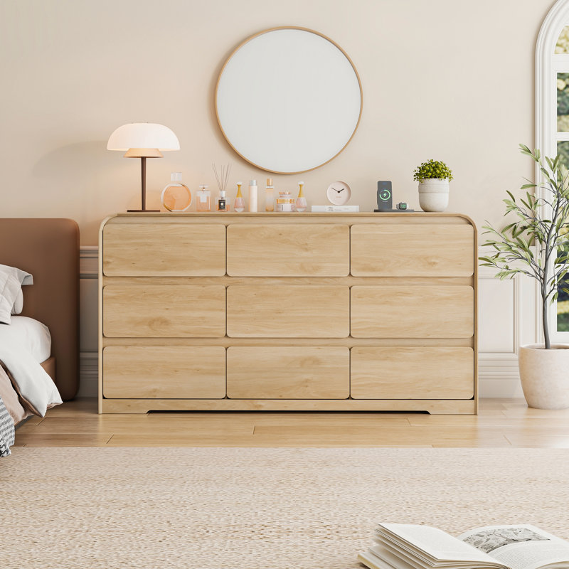 Commode 9 tiroirs 63 po avec station de charge, coins arrondis 63 po, Bois