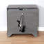 Table de chevet 3 tiroirs en bois gris avec prise USB et prise de courant