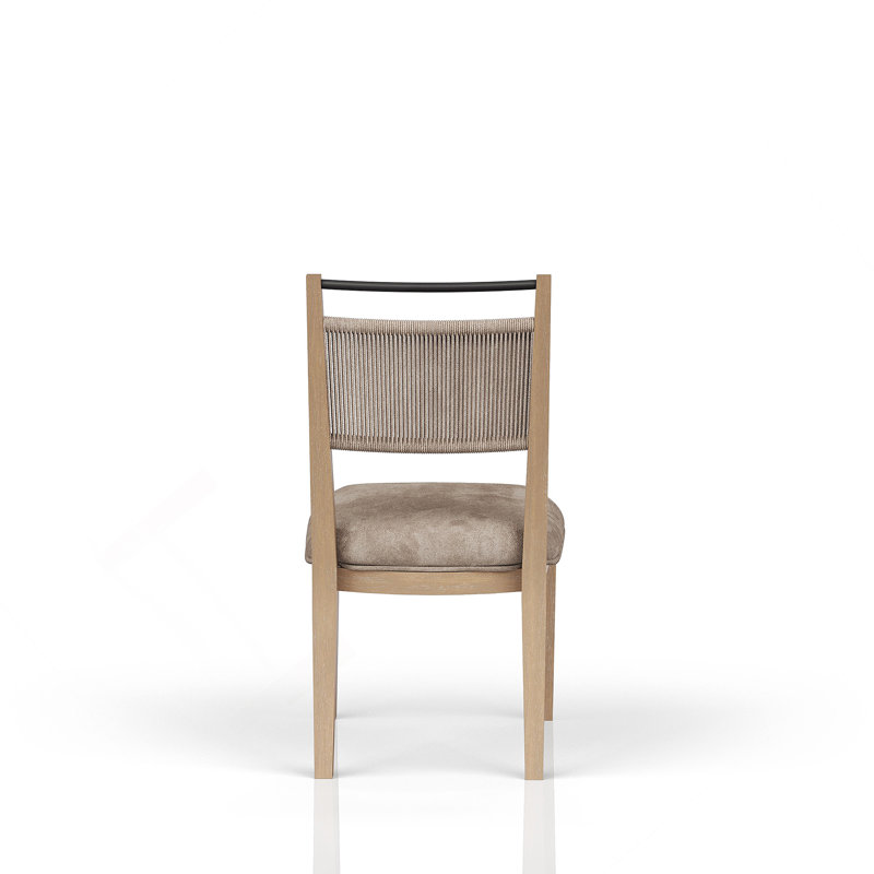 Chaise confortable à dossier en corde avec une finition caramel élégante pour la détente