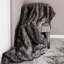 Jeté en fausse fourrure de luxe Thomas Collection® Twilight Wolf-114244262