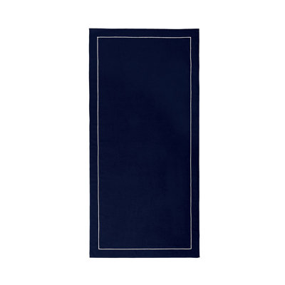 Croisiere Beach Towel