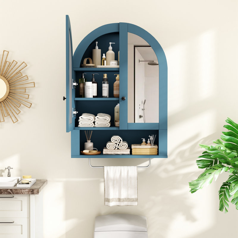 Armoire murale arquée avec portes en miroir et tablettes réglables pour la salle de lavage