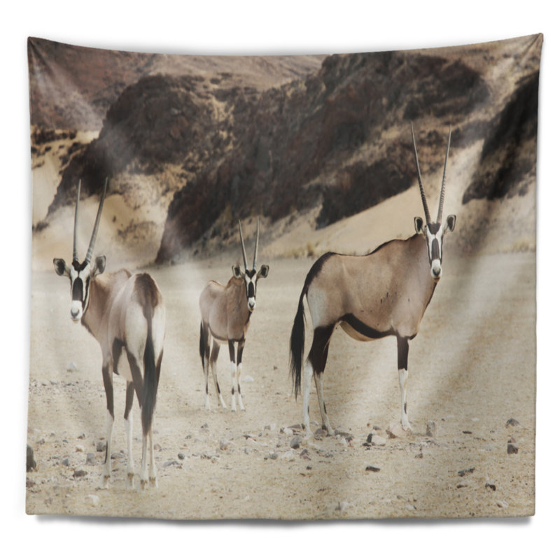 Wildebeests paysage belle tapisserie on valley, H 32 po x l 39 po