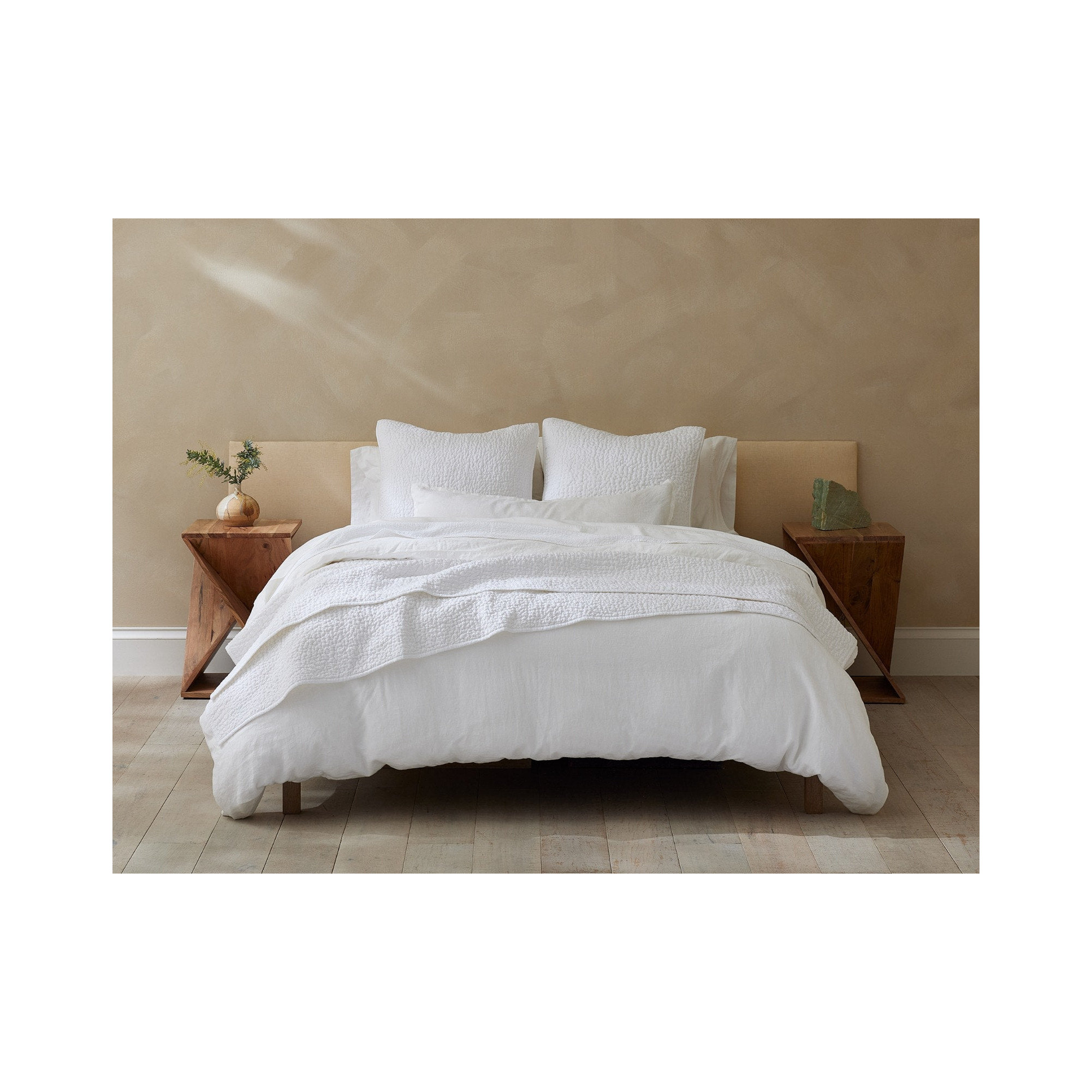 Pebbled Handstitched Organic Quilt, Alpine White, Twin Quilt