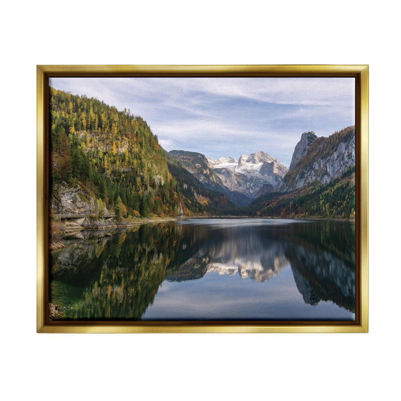 «Peaceful Mountain Lake Reflection» par Martin Podt - photographie, H 17 po x l 21 po x P 1,7 po