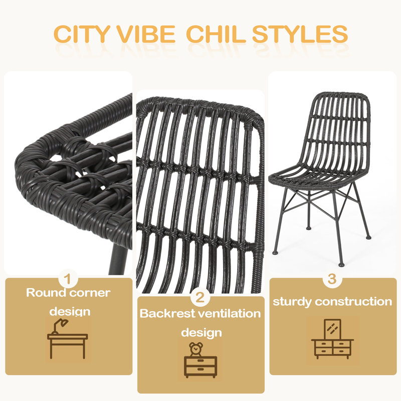 CHAISE