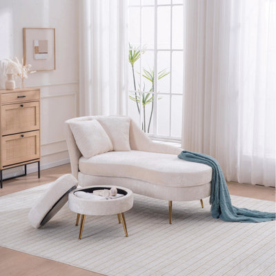 Chaise rembourrée de 58 po en tissu chenille avec accoudoir gauche et coussin lombaire.
