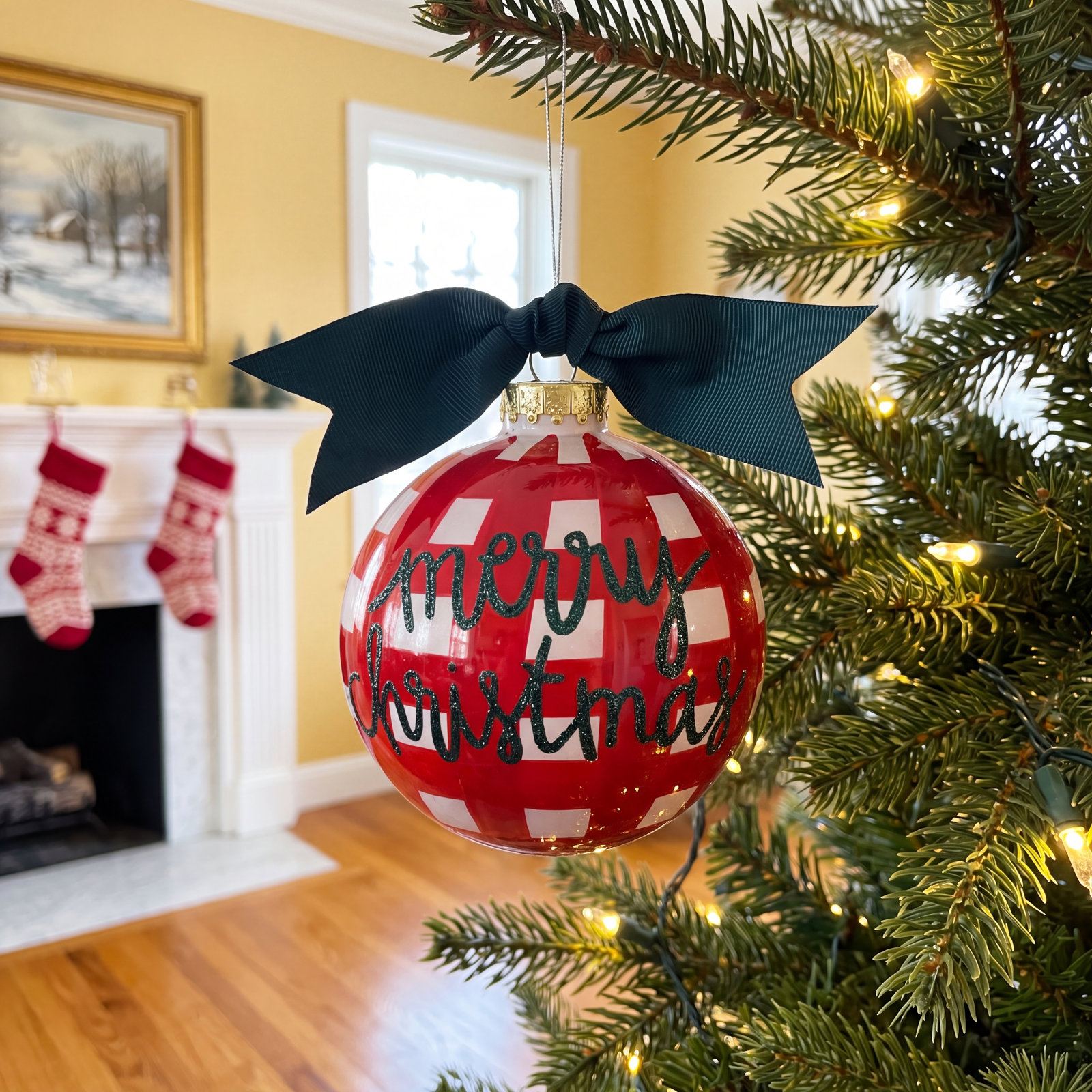 6" Bauble