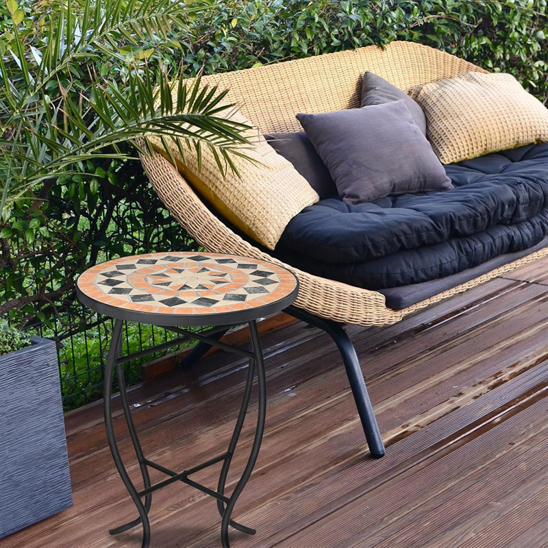 Table d'appoint d'extérieur, petite table basse d'appoint de patio ronde de 14 pouces, table de bout / support de plante résistant aux intempéries pour bistro, balcon, porche, bancs d'extérieur et utilisation à l'intérieur (brun)