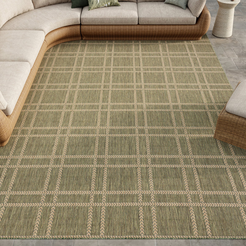 Akyla Indoor / Outdoor Area Rug, Rectangle 25'5" x 35'7"