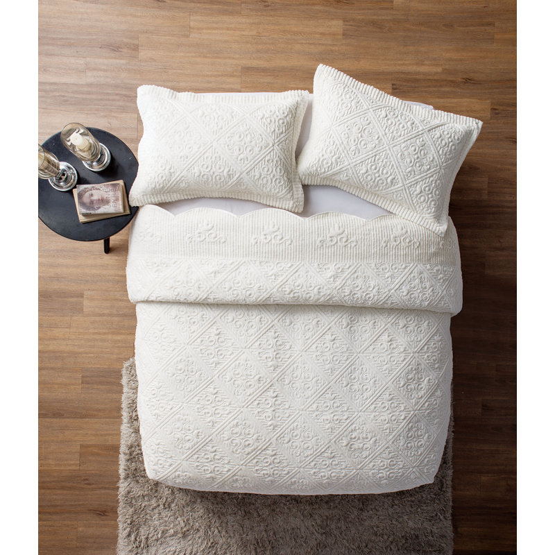 Ensemble de couvre-lit matelassé moelleux Westland, Couvre-lit de très grande taille et 2 taies déco, Ivoire