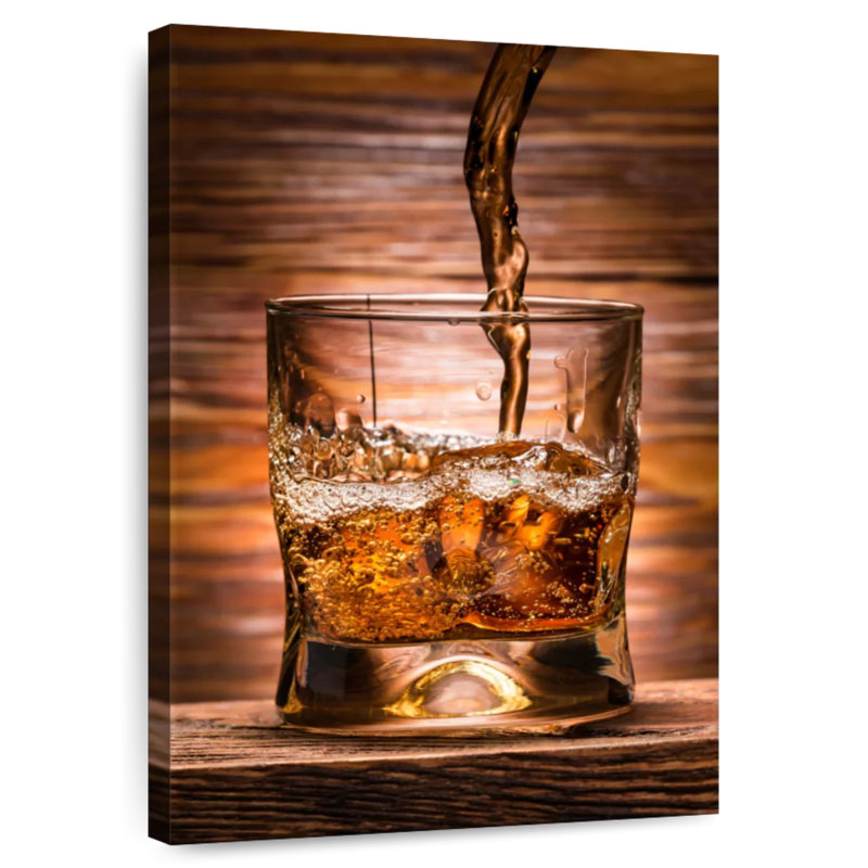 Yarlin whisky coulé sur verre, H 30 po x l 20 po
