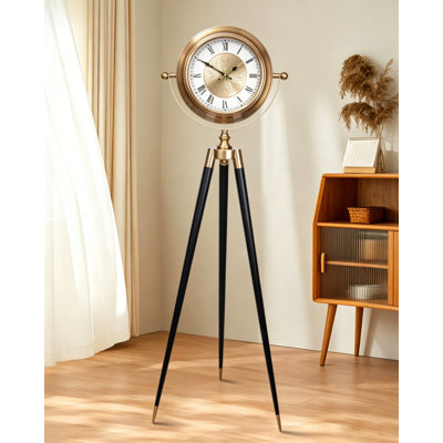 Horloge élégante pour trépied autoportant