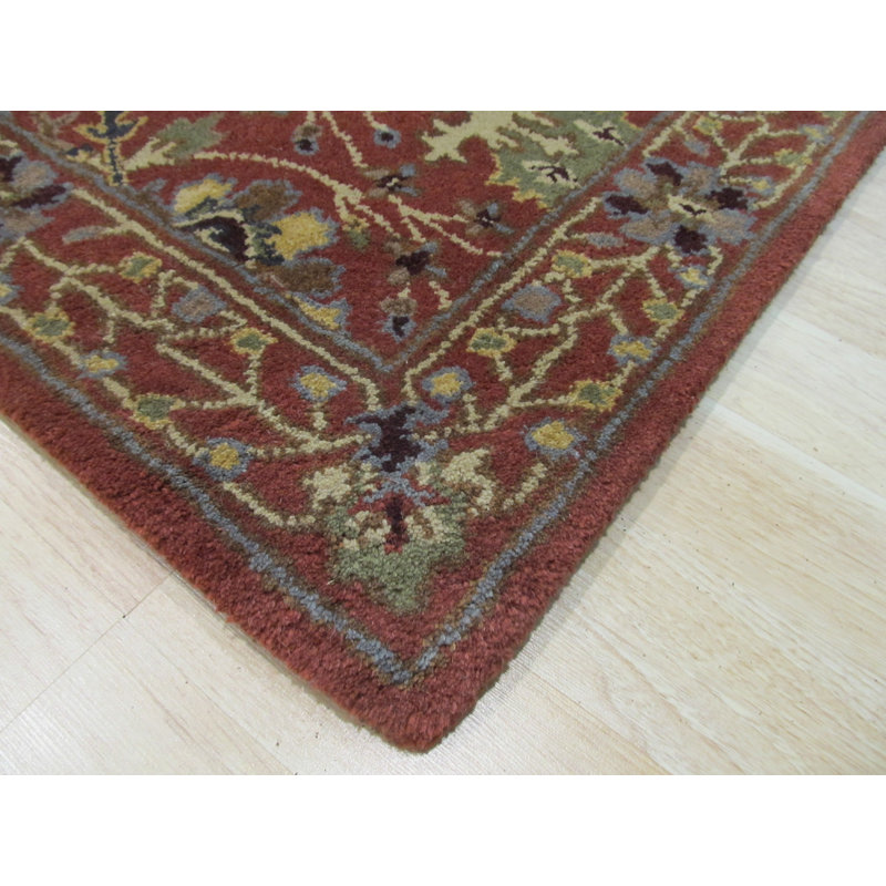 Hand Tufted Wool Floral Area Rug in Pink