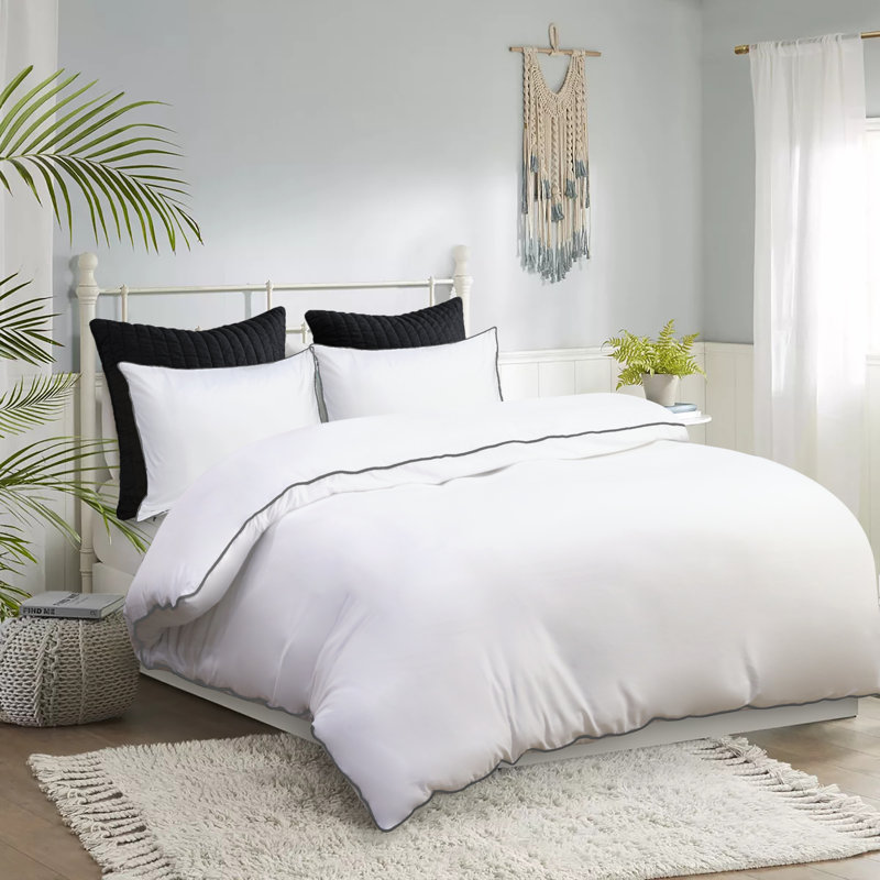 Matiss Microfiber Solid Colour Duvet Cover with Pillowcases, White, Single + 2 Standard Pillowcases 