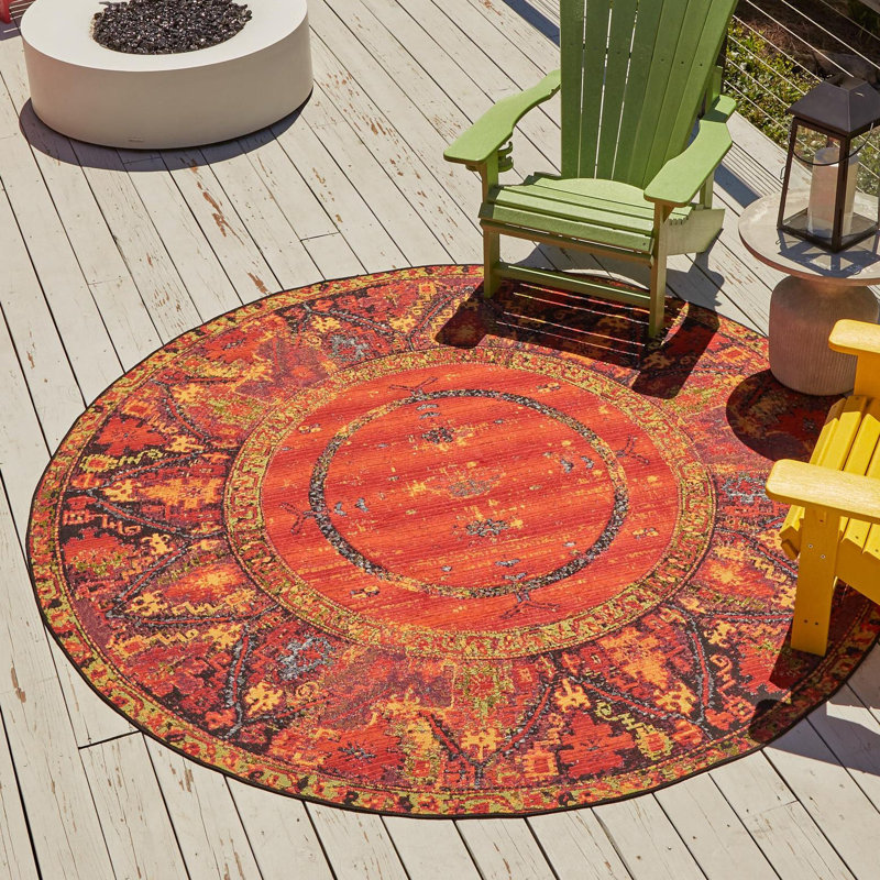 Gurrola Washable Oriental Indoor / Outdoor Rug, Round 4'1"