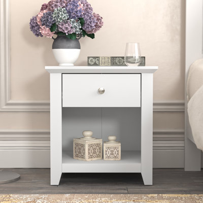Tevrat 19.3" W 1-Drawer Nightstand