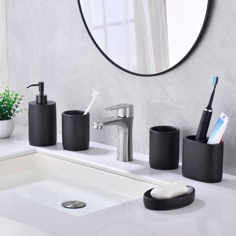 Chamberlain 4-Piece Bath Accessory Set in Matte Black