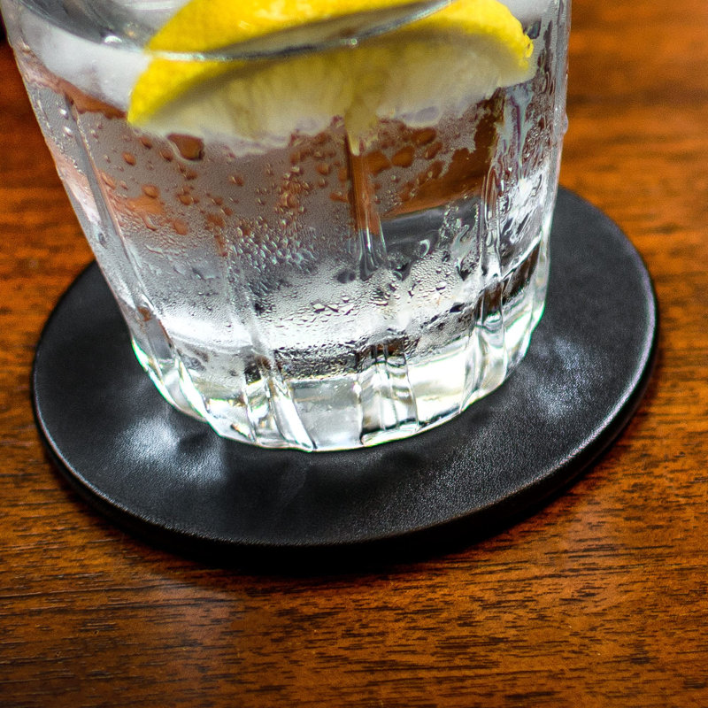 Sous-verre rond en similicuir, Noir