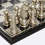 Ensemble de jeu d'échecs en métal argenté avec pièces noires et argentées Deardra-86570470-86570472