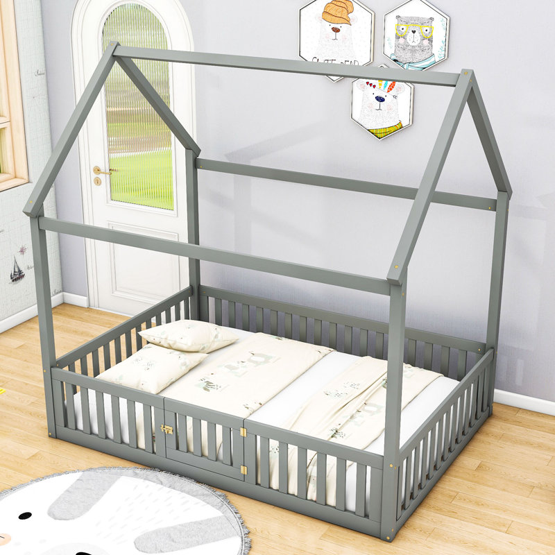 Lit de maison en bois Artha avec toit, clôture et porte, Double, Gris