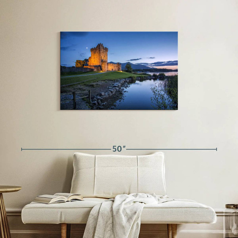 Lilie Ross Castle, H 24 po x l 36 po
