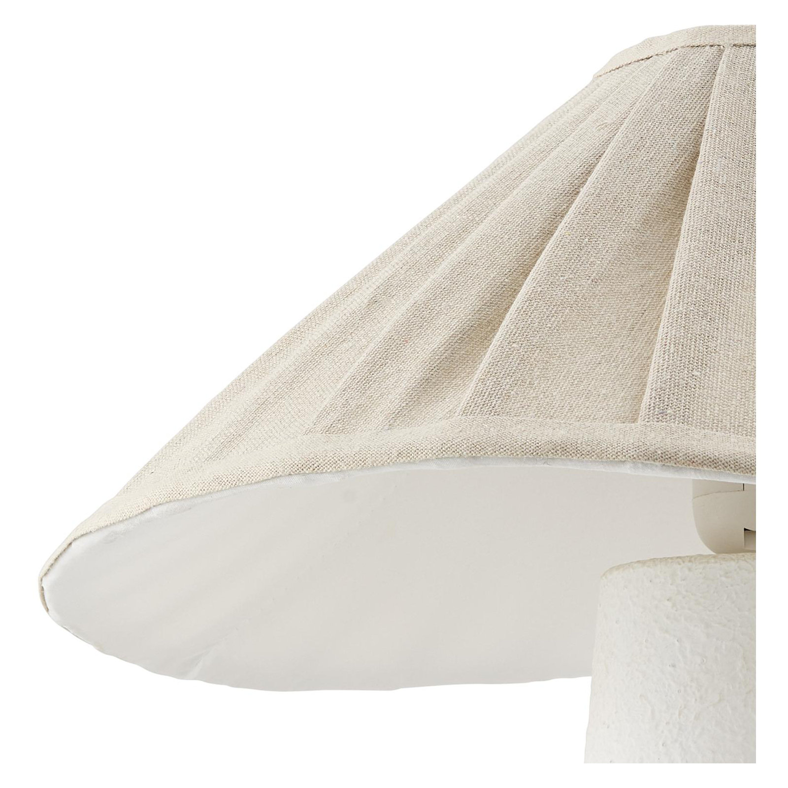 Buariki Table Lamp