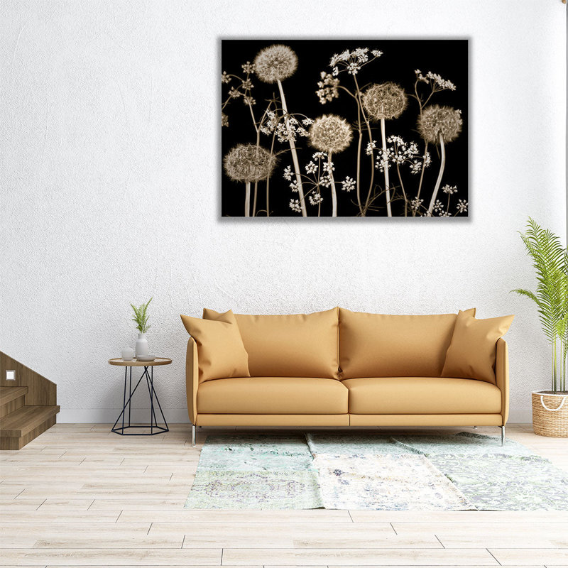 «Meadow Flowers On Black 2», reproduction d'art sur toile, H 24 po x l 32 po