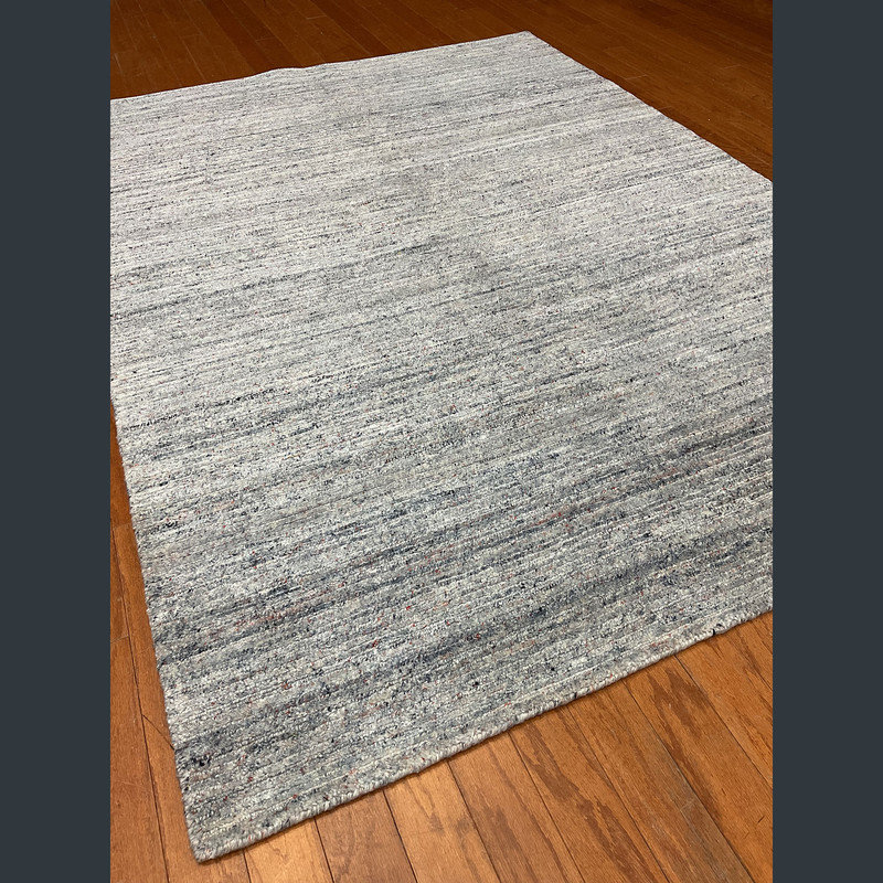 Tapis gris / blanc en laine noué à la main 5 pi x 7 pi