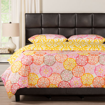 Olivia Polyester Medallion Duvet Cover