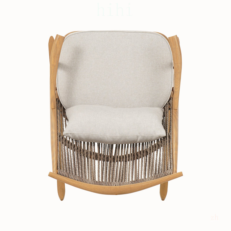 Fauteuils à bascule robustes en fer avec finition érable et rotin PE gris, parfaits pour se détendre et profiter du confort à l'extérieur