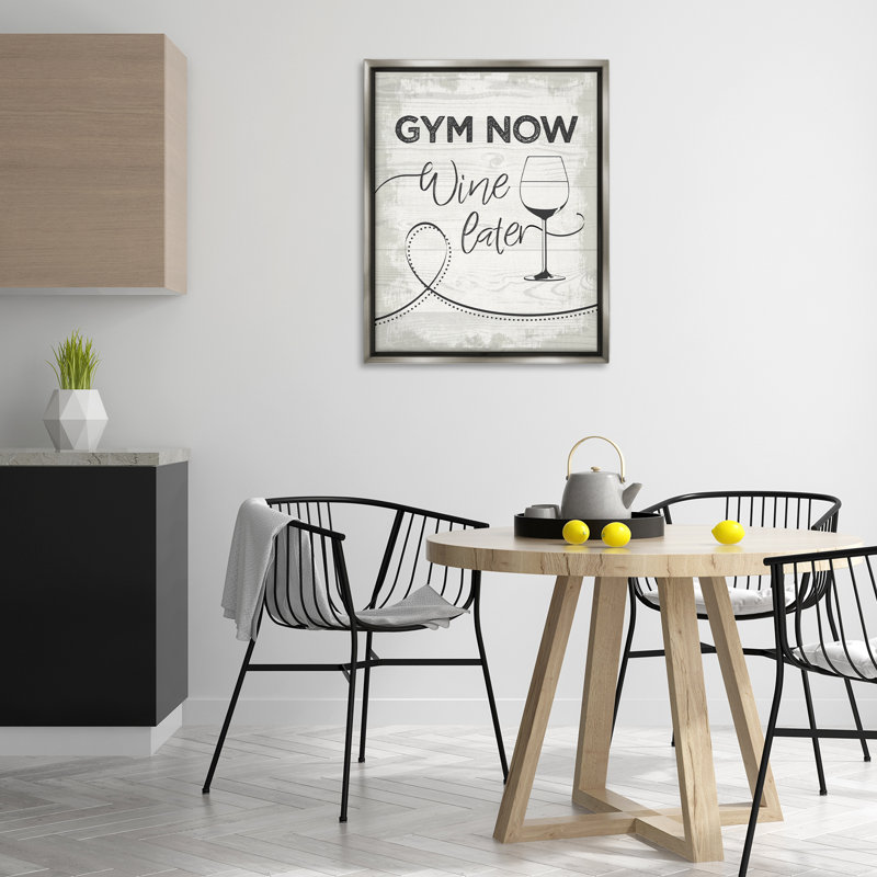  «Gym Now Wine Ensuite», art mural encadré par Jennifer Ellory, H 31 po x l 25 po, Cadre flottant gris lustré