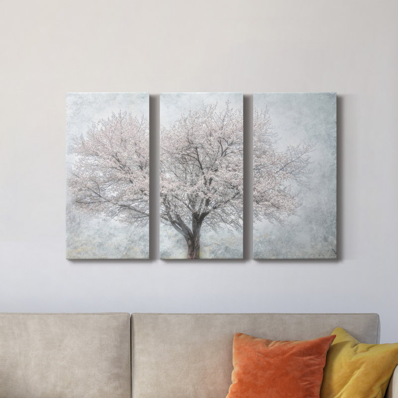 A Feel of Spring II - Ensemble de 3 impressions sur toile tendue, H 27 po x l 54 po x P 1 po