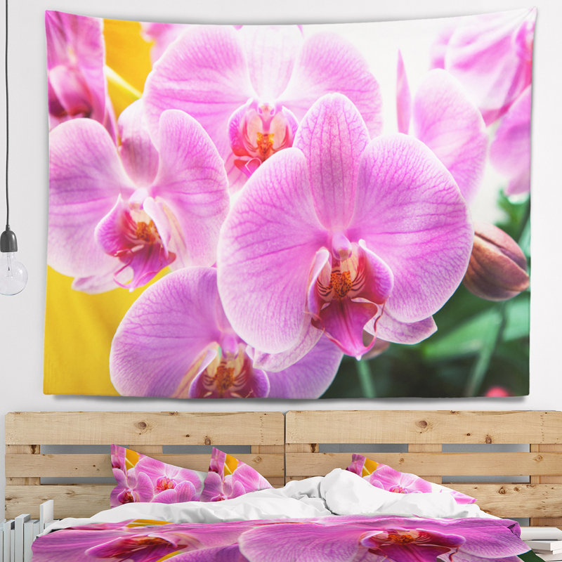 Magnifique tapisserie orchidée mauve, H 32 po x l 39 po