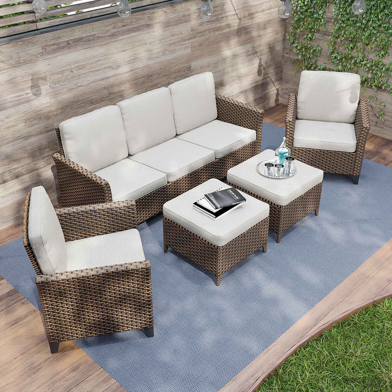 Ensemble de conversation d'extérieur en osier 5 pièces avec canapé en rotin PE, chaises et repose-pieds, Beige