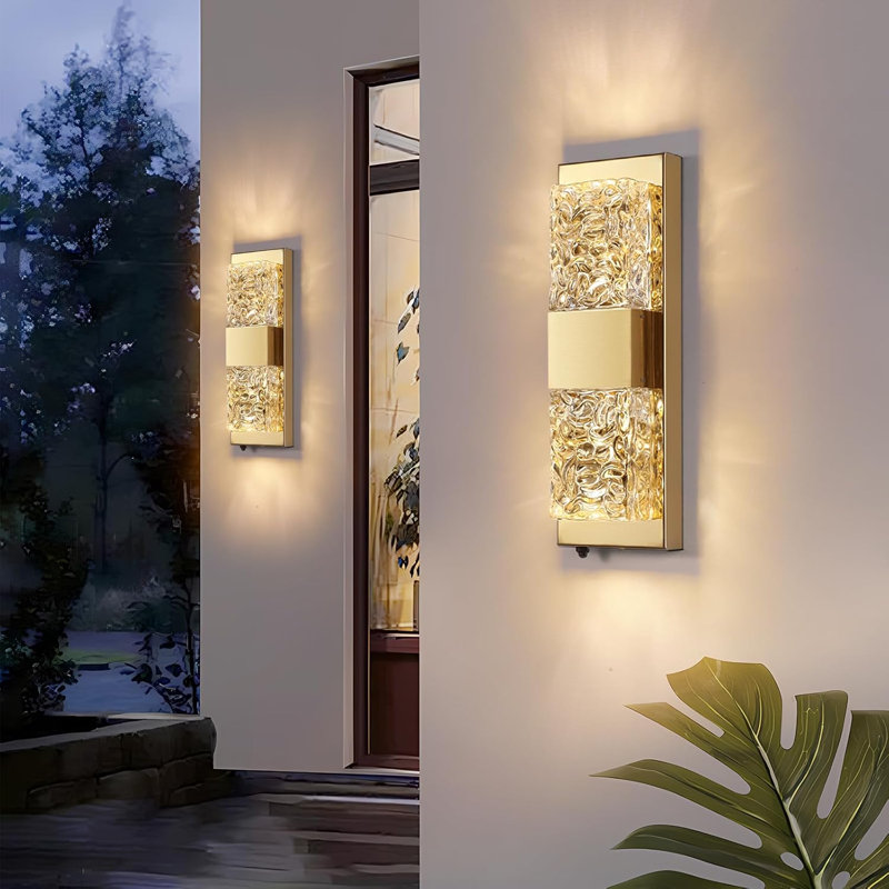 Modern Outdoor Wall Lamp