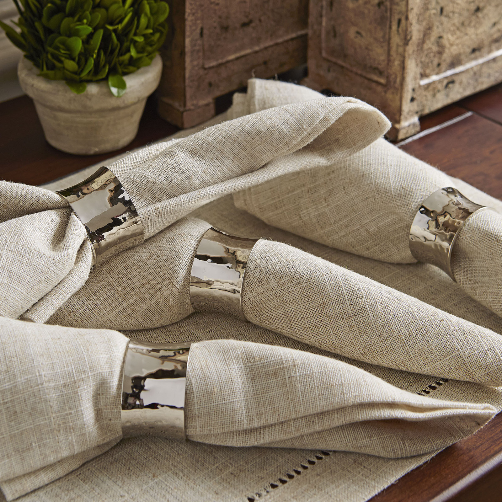 George Hammered Concave Napkin Ring Set