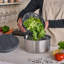 Grande essoreuse à salade Zyliss Swift en acier inoxydable (4 à 6 portions)-114986282