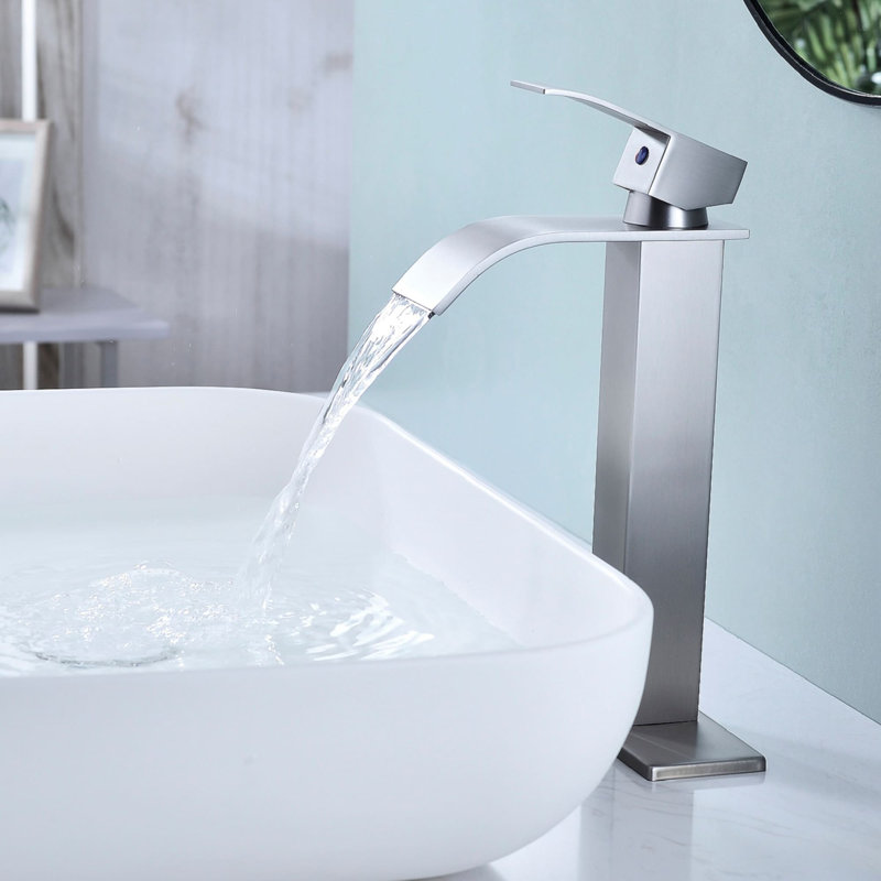 Single-handle Bathroom Faucet, Brushed Nickel