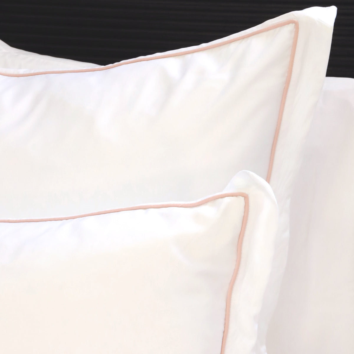 Sheena Rayon Duvet Cover Set, King Duvet Cover + 2 King Shams, White/Pink