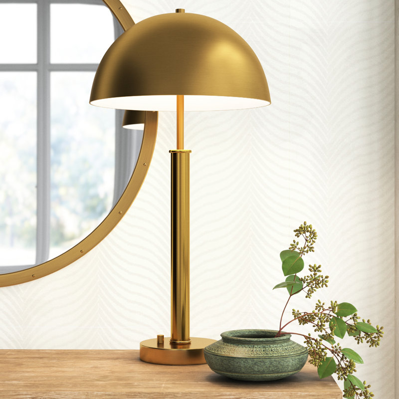 Kinnear Metal Table Lamp, Gold