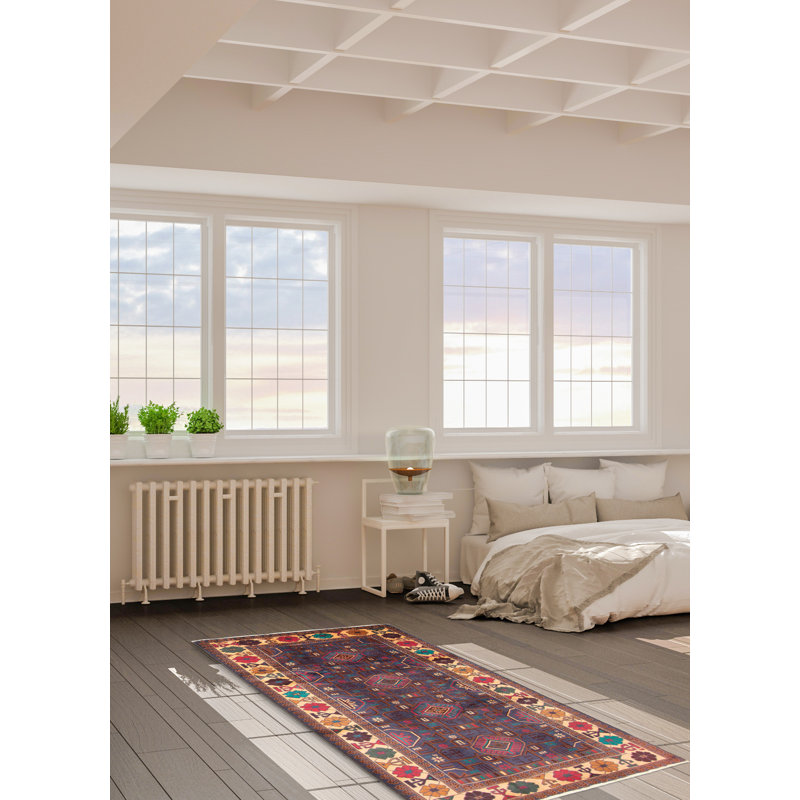 Tapis bleu foncé Teimani 3 pi 7 po x 6 pi 3 po