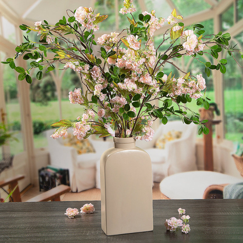 Bettzy Table Vase
