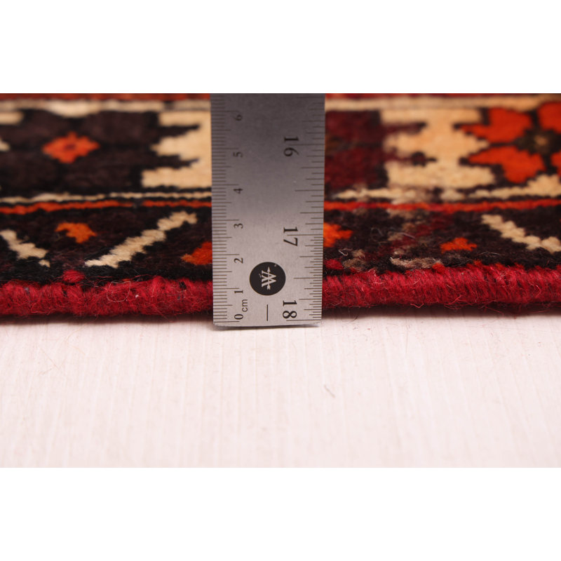 Tapis rouge rétro Kayseri 5 pi 5 po x 6 pi 7 po