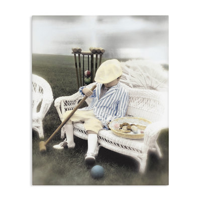 «Child with Croquet Mallet» par Kendra Dew