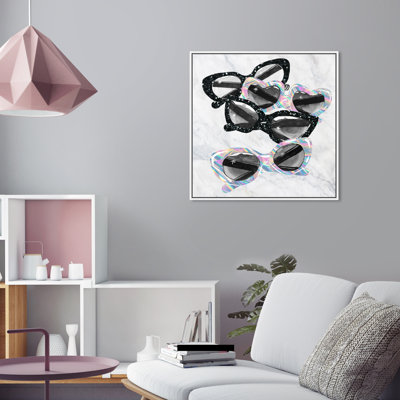 «Fashion and Glam», lunettes de soleil noires Holo Fun Accessoires - peinture à cadre flottant sur toile