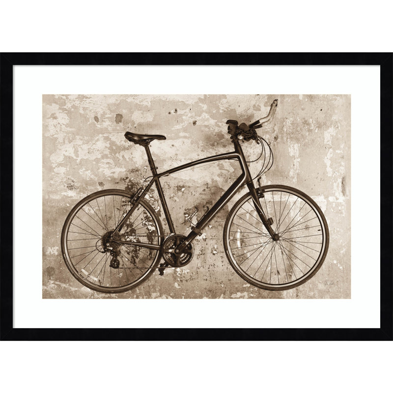 «Bike» par Deborah Revell, impression sur bois encadrée, H 19 po x l 25 po