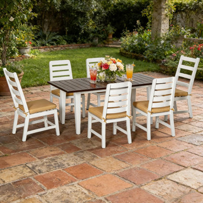 Table de patio pour l'extérieur avec six chaises de jardin et de patio convenables avec trou de parasol de 1,7 po, sièges confortablement rembourrés, aluminium imperméable léger, protection thermolaquée, motif café, beige