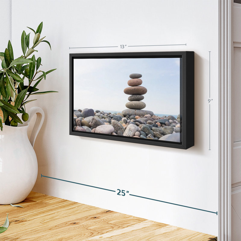 Impression sur toile Seaside Stone Stack, H 9 po x l 13 po